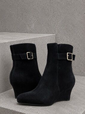 Cole Haan Aimee Short Waterproof Suede Ankle Boots | Grand.ØS | Women’s Sz 9.5